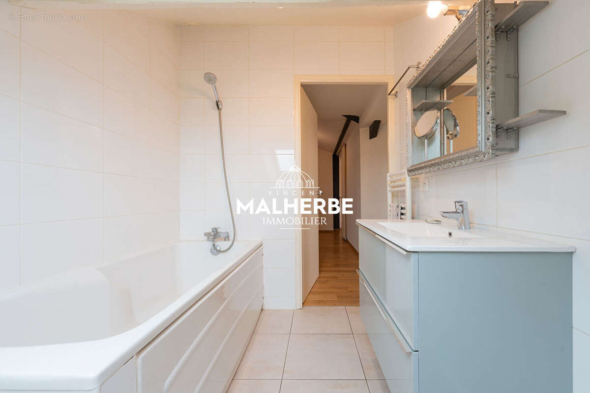 Appartement à GONDREVILLE