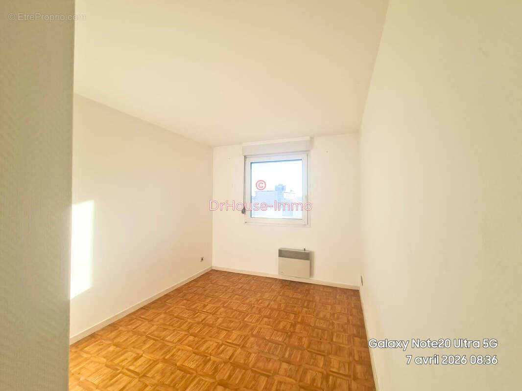 Appartement 70 m² à Saint-Etienne  - photo 7