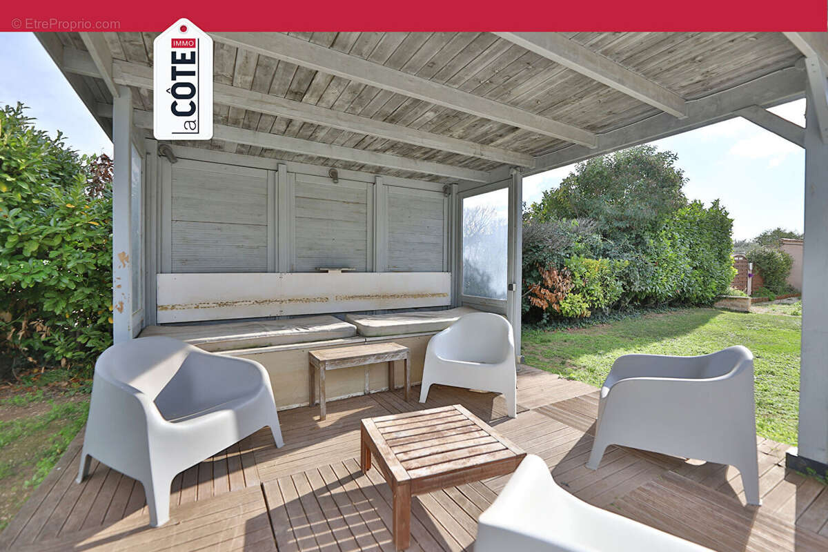 Maison à SAINT-VICTORET