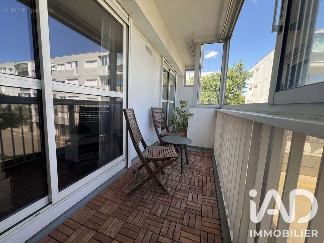 Appartement 71 m² à Plaisir  - photo 6