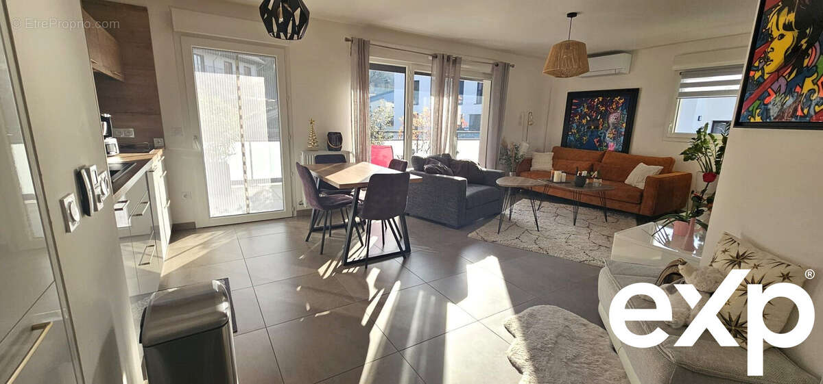 Appartement à VOGLANS