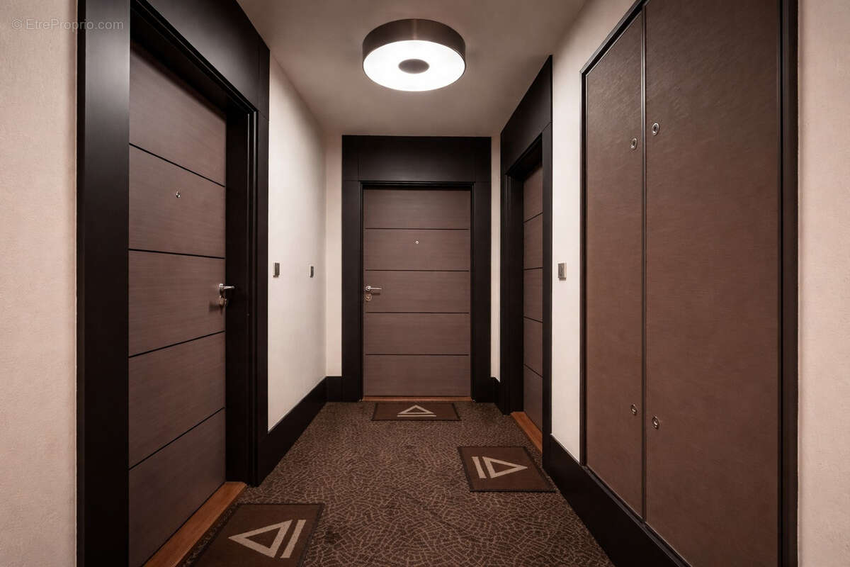 Appartement à SURESNES