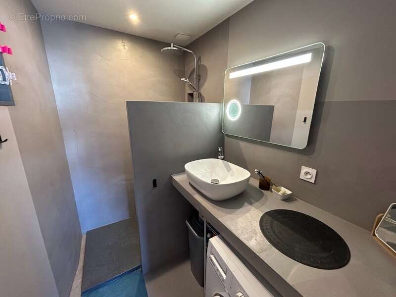 Appartement à THEIX