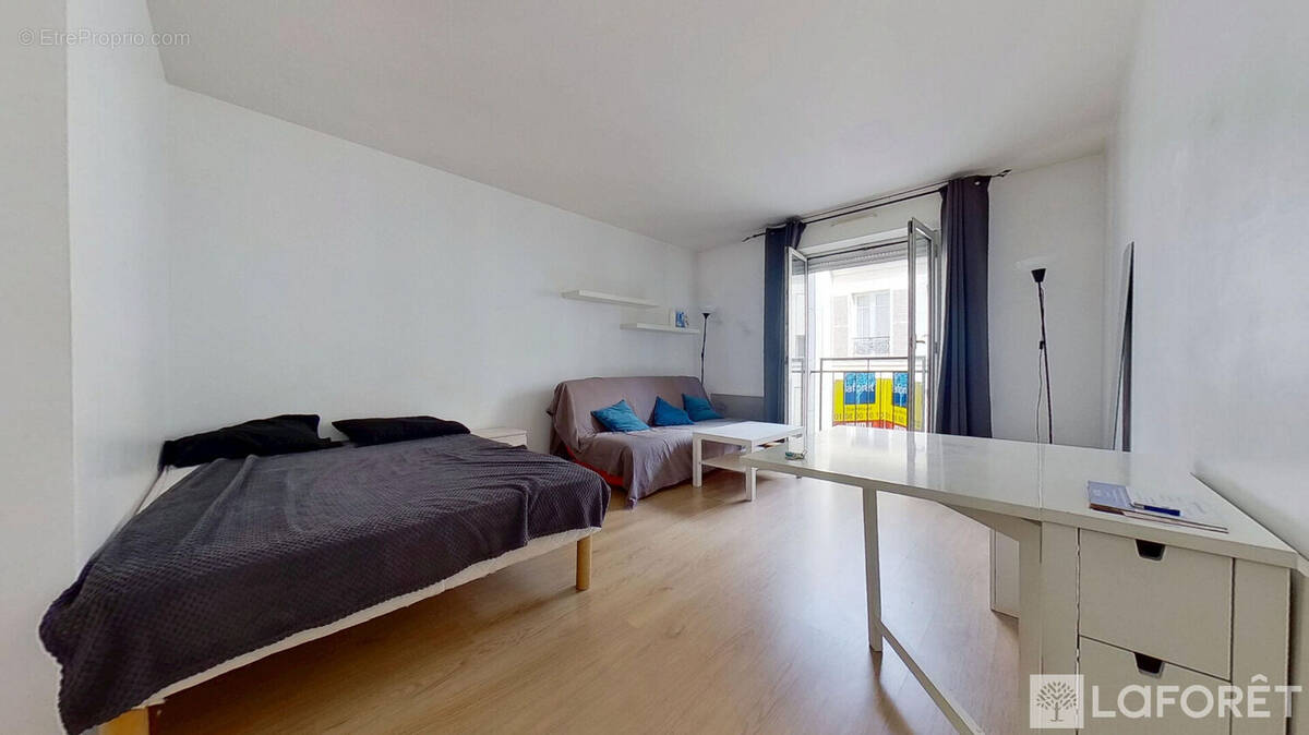Appartement à PARIS-10E