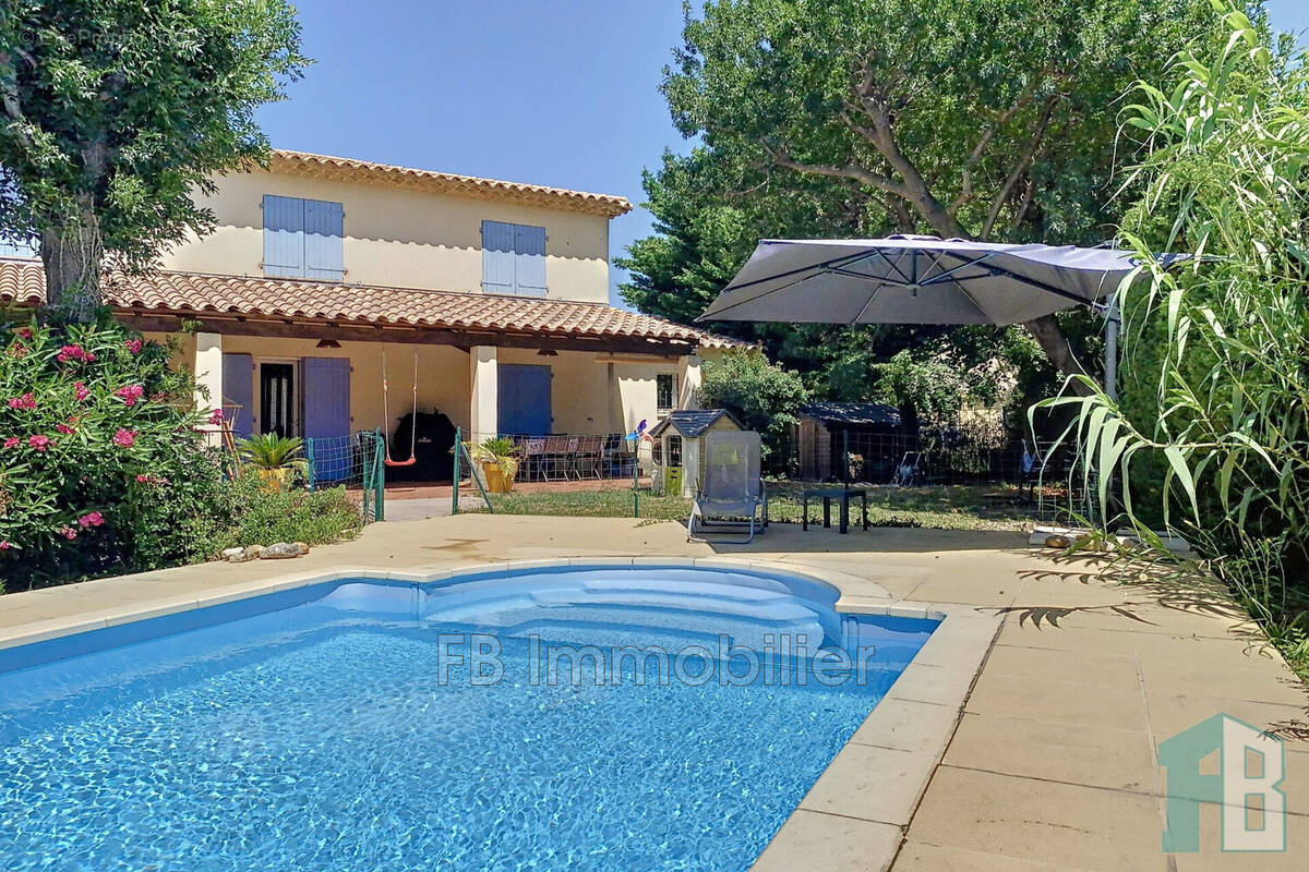 Maison à EYGUIERES