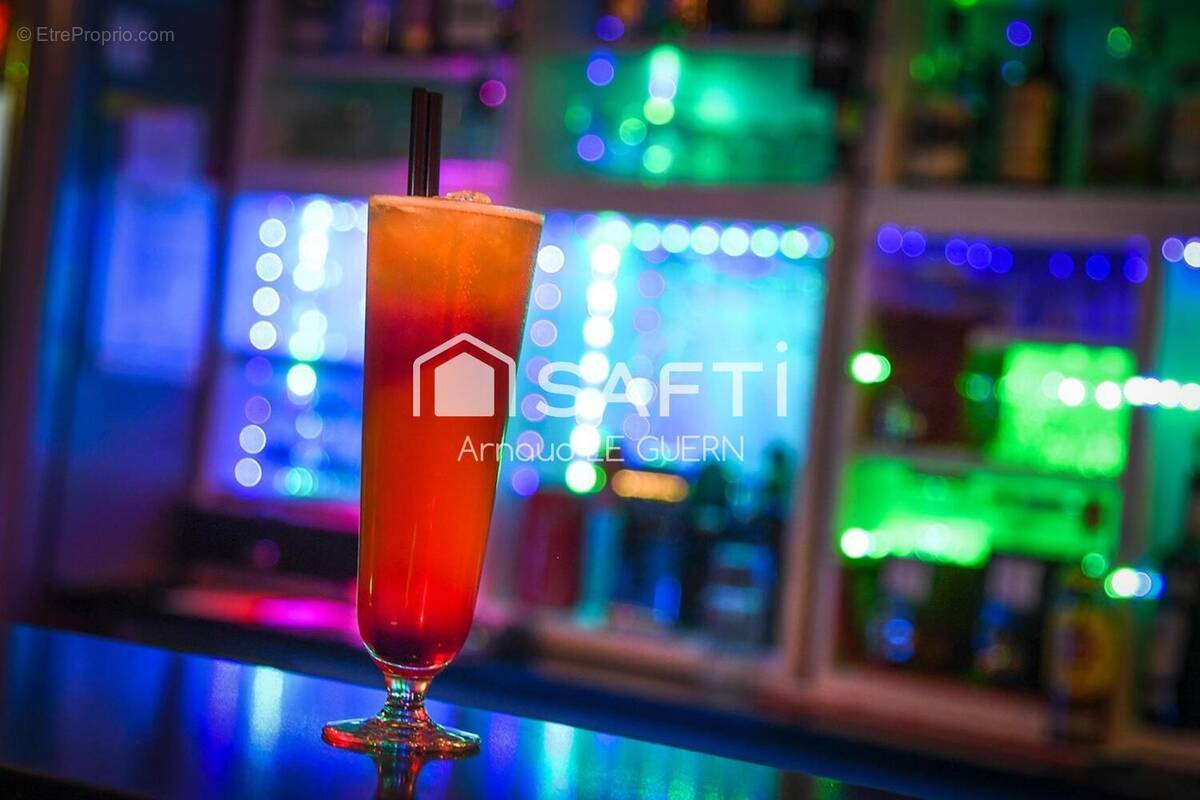 Photo 1 - Commerce à SAINT-CYPRIEN