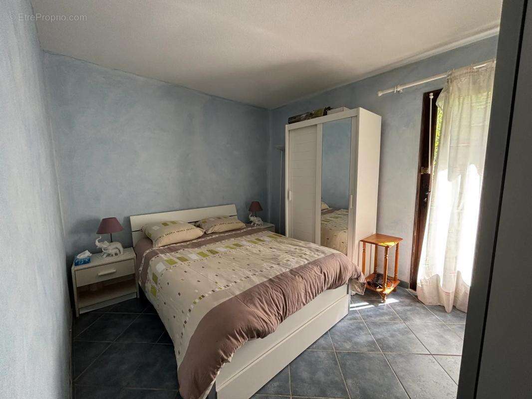 Maison à SAVIGNY-SUR-CLAIRIS