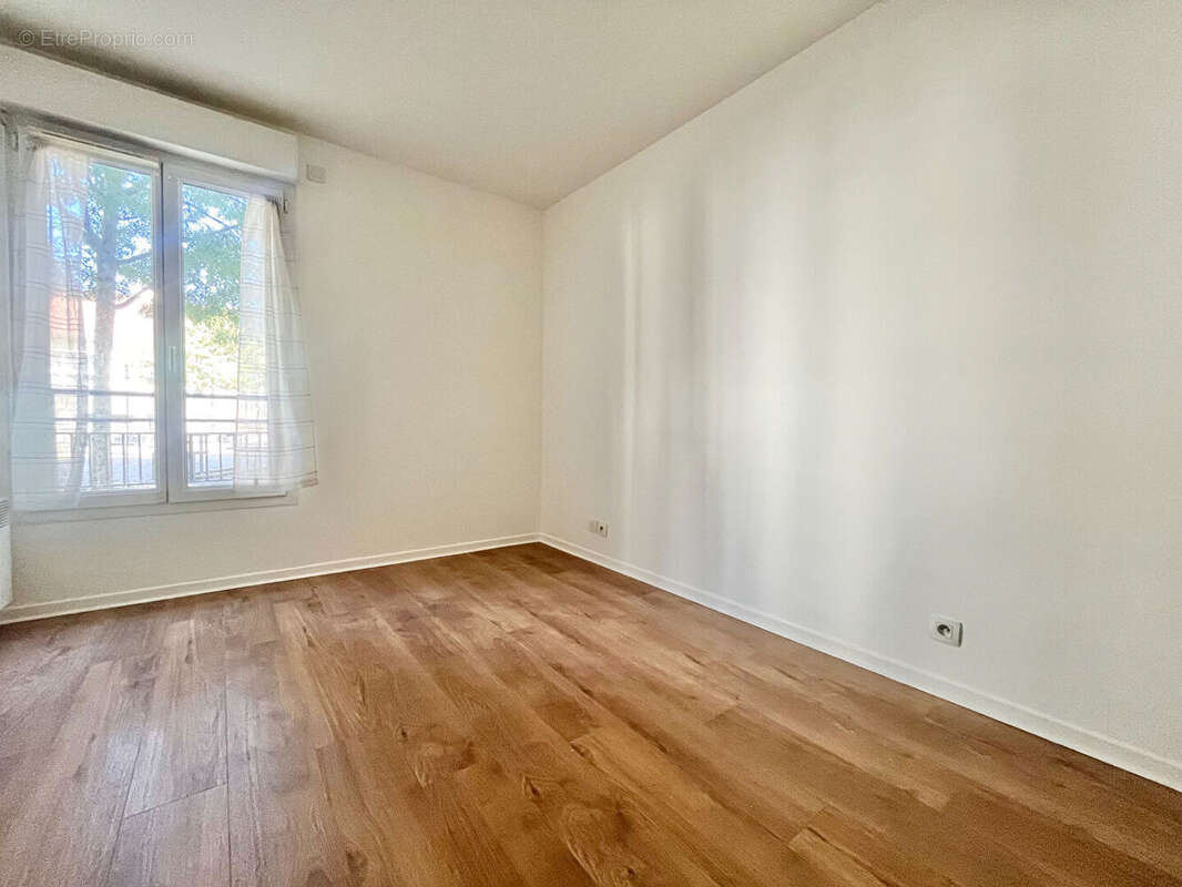 Appartement à HOUILLES