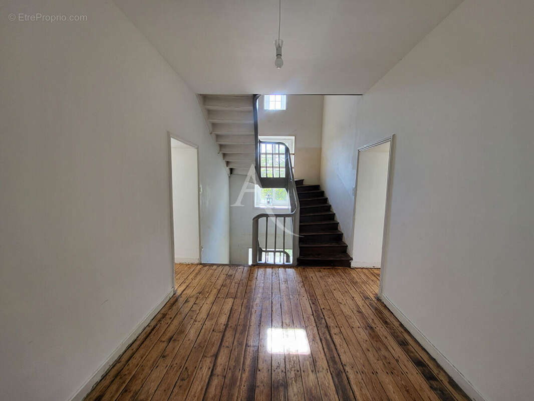 Maison à LE POIRE-SUR-VIE