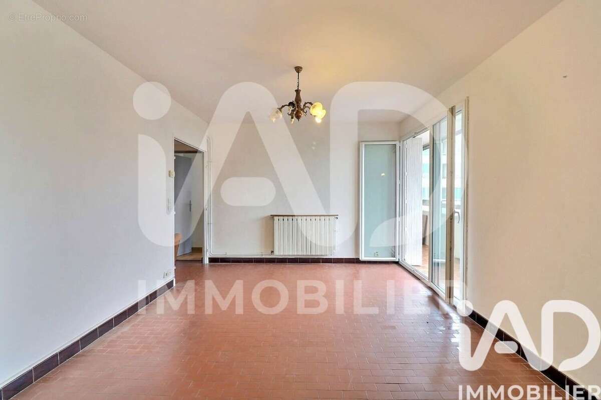 Photo 3 - Appartement à SEPTEMES-LES-VALLONS