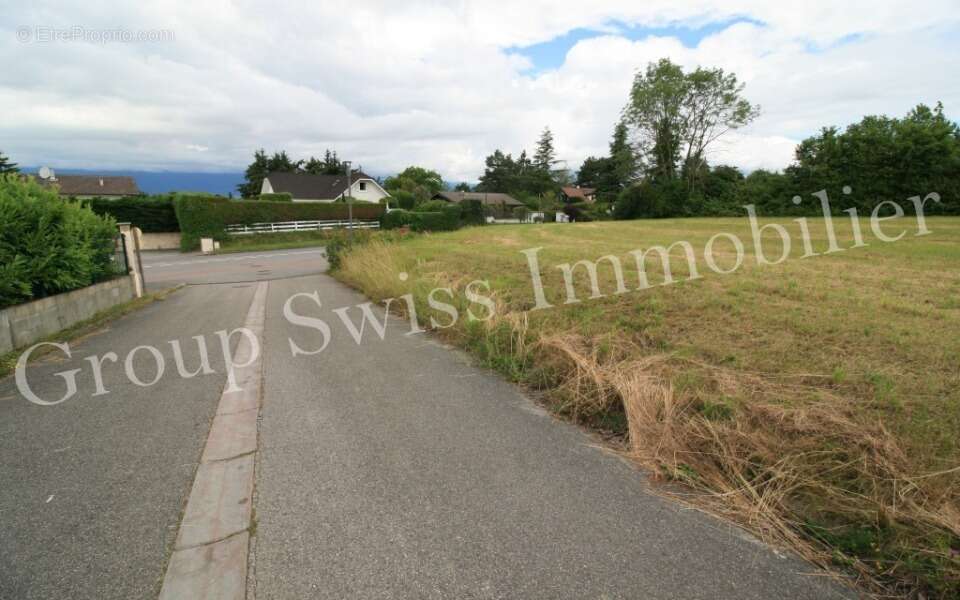 Terrain 700 m² à Messery  - photo 3