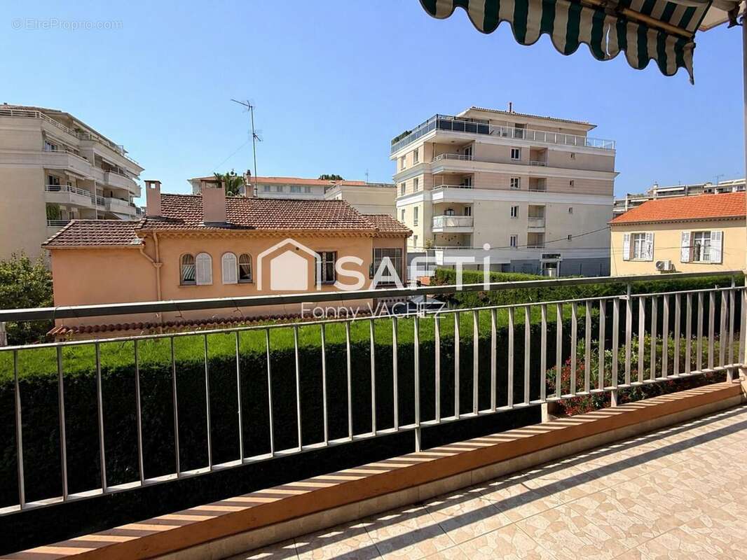 Photo 2 - Appartement à MANDELIEU-LA-NAPOULE