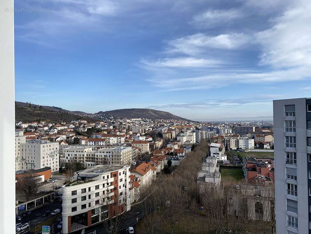 F3 bis de 80m² en étage élevé avec ascenseur ! - photo 10