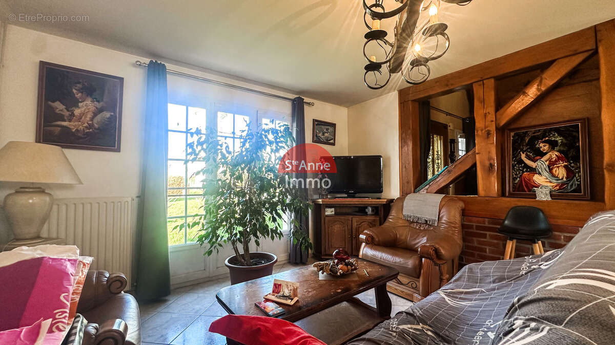 Maison à LAVACQUERIE