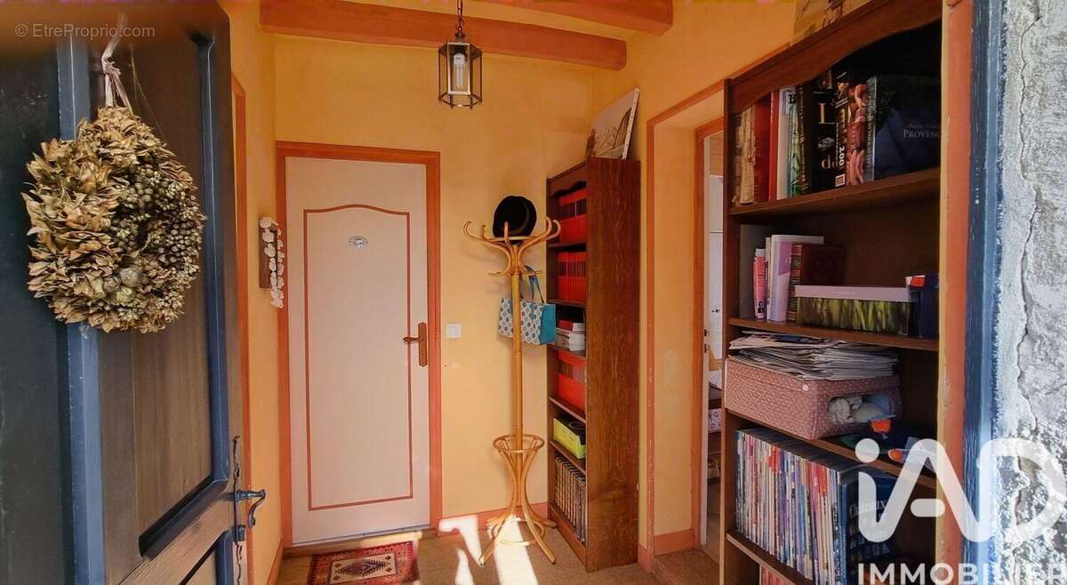 Maison 230 m² à Courcay  - photo 8