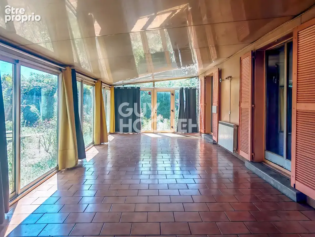 Mormoiron, Maison Plain Pied de 126 m² - 3 chambres - 735 m² de terrain - photo 4