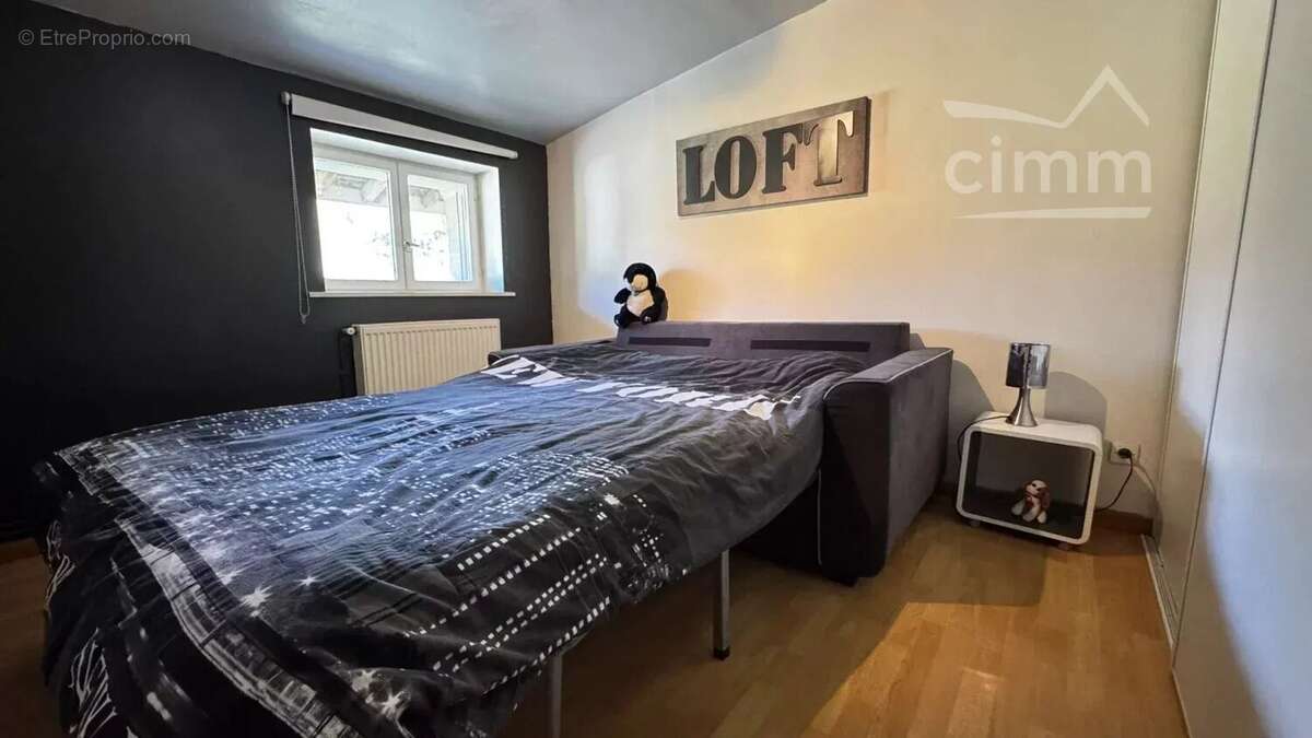 Maison à SAINT-BARTHELEMY-DE-VALS