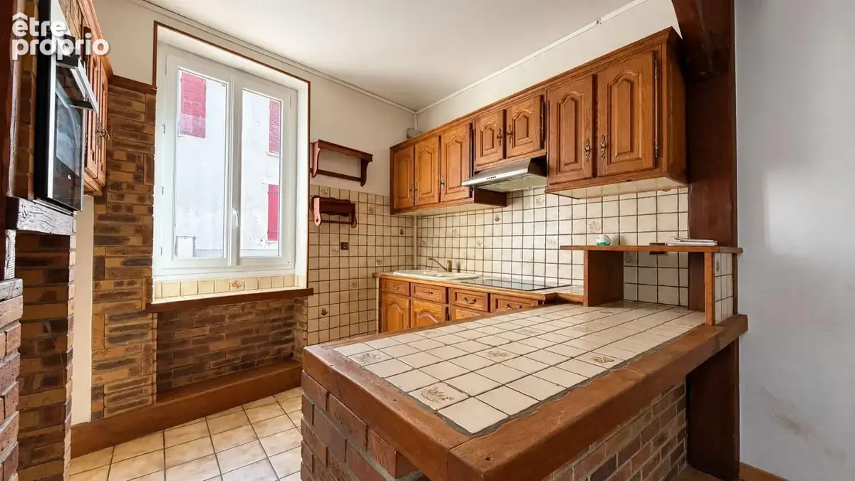 Maison de ville avec terrasse, stationnement et grenier aménagé - photo 6