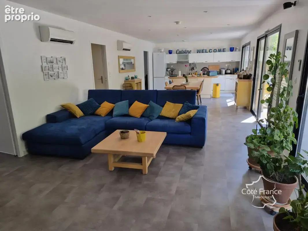 Maison très récente et de plain-pied à AUBENAS, avec beau te - photo 13