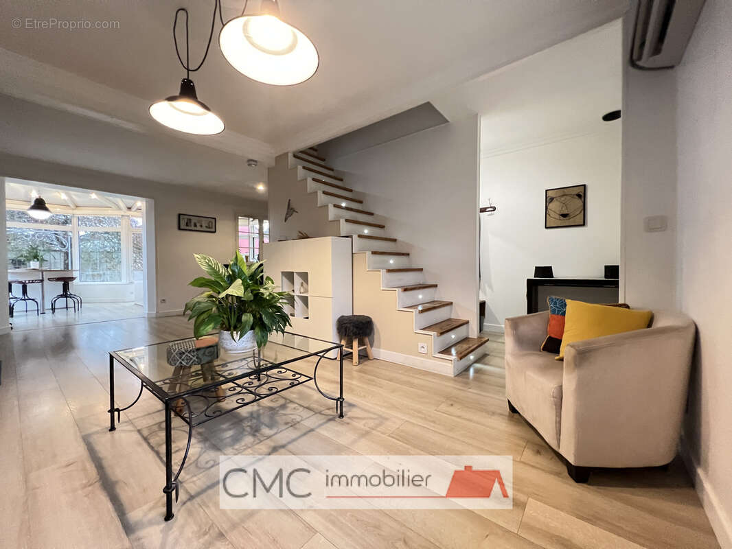 Maison 164 m² à Morancez  - photo 9