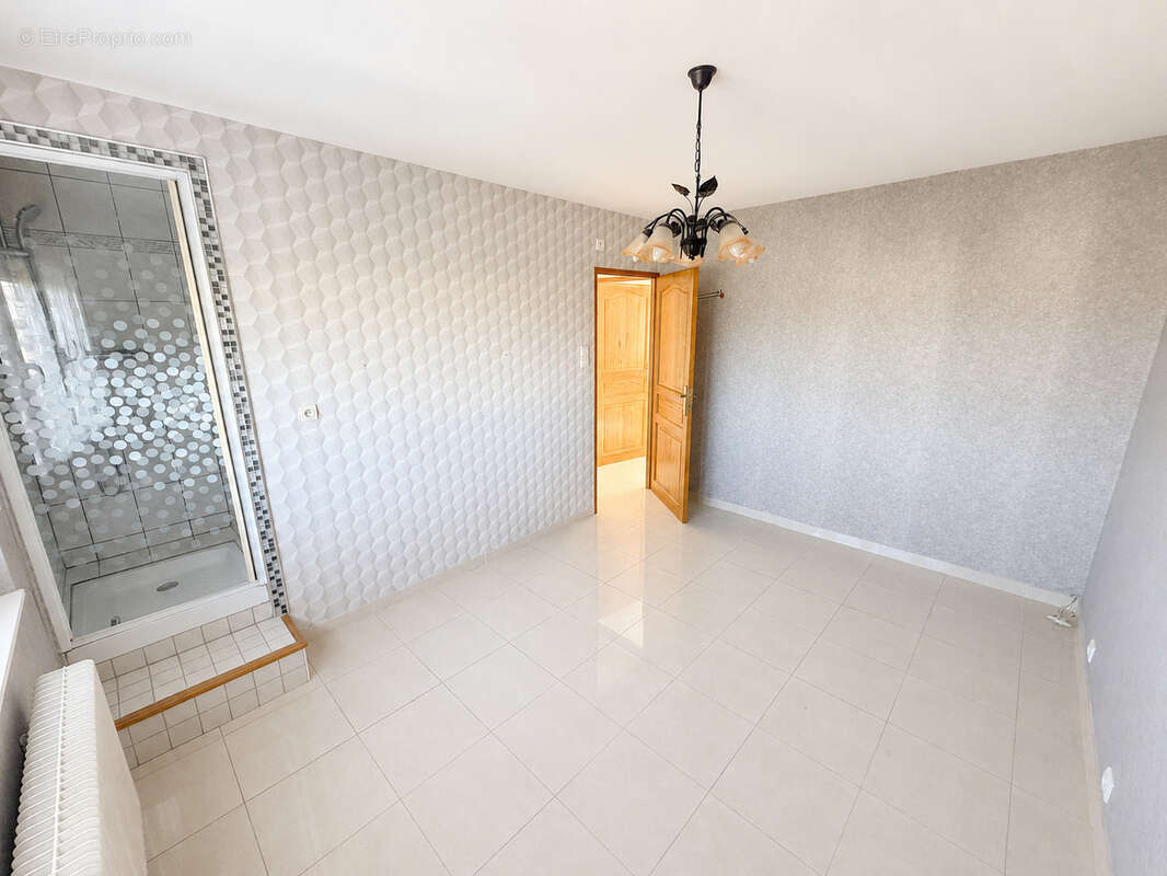 EXCLUSIVITÉ   Appartement triplex avec jardin privatif et sous-sol aménagé - photo 8