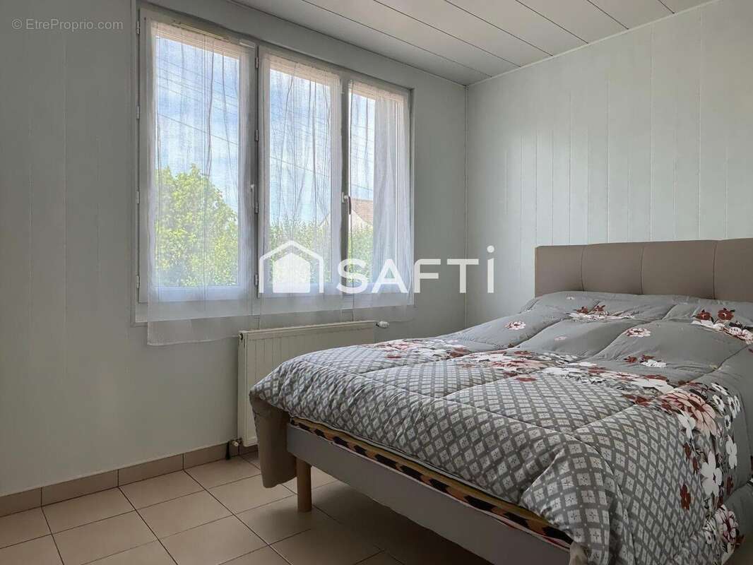 Maison 128 m² à Mantes-La-Ville  - photo 7