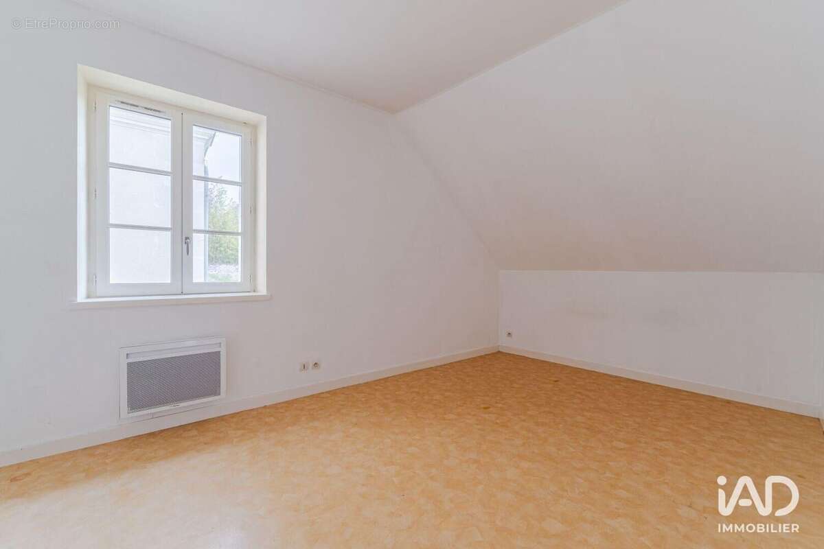 Photo 6 - Maison à CHARENTILLY