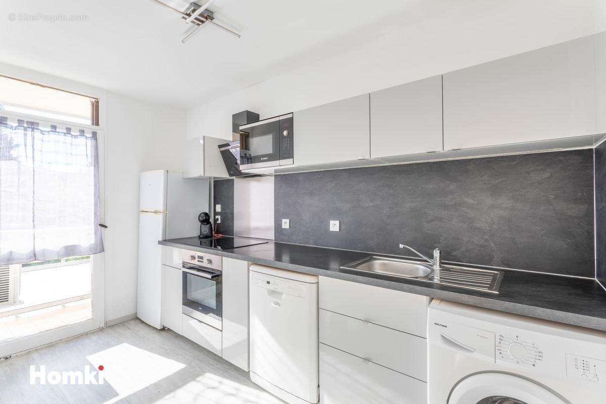 Appartement à MARSEILLE-12E