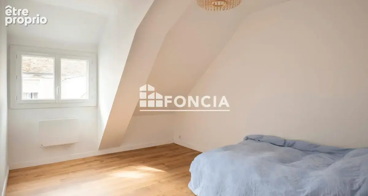 Maison de bourg avec terrain – Proche du centre de Connerré - photo 6