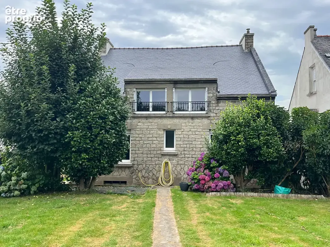 Maison à MOREAC