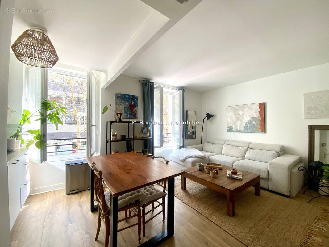 Appartement à PARIS-15E