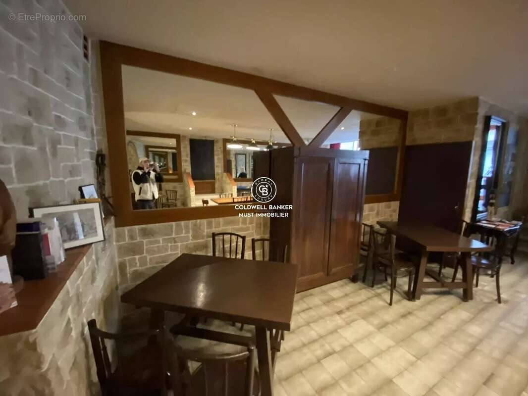 Commerce à TAUTAVEL