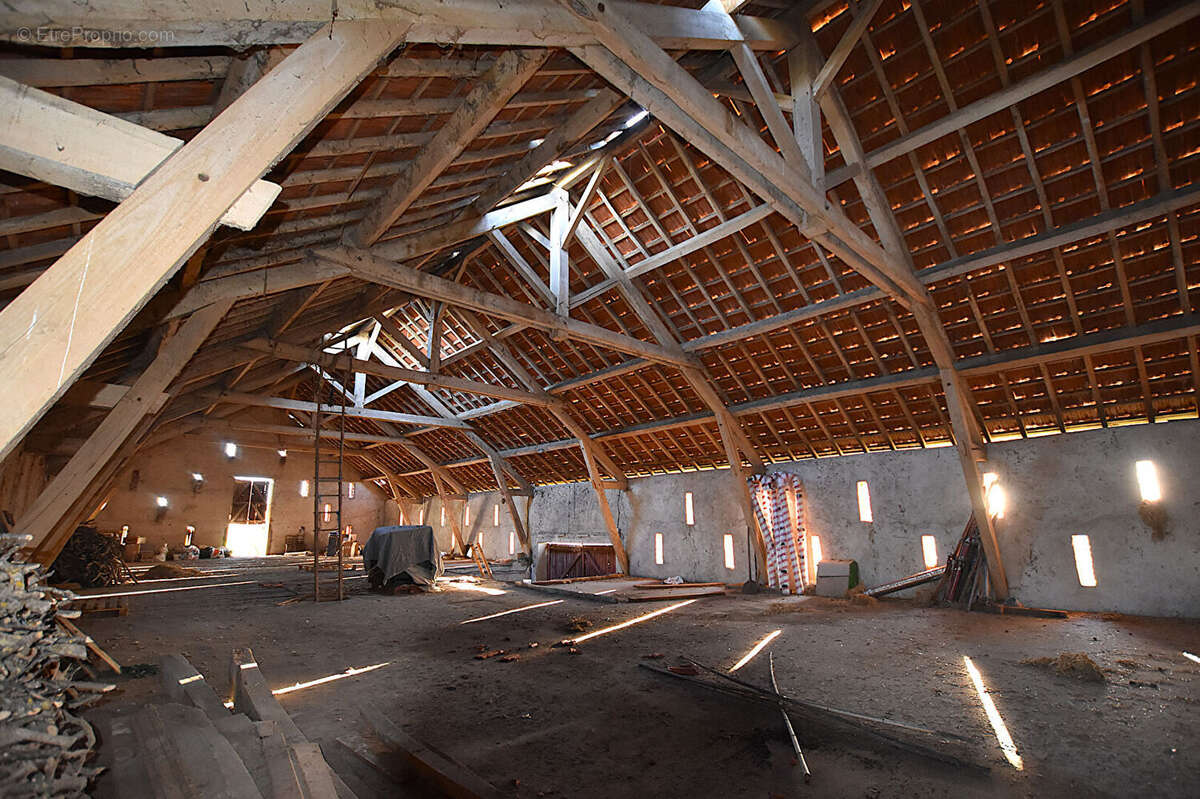 Maison à SAINT-GERAND-LE-PUY