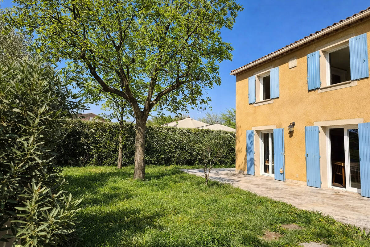 Maison à PERNES-LES-FONTAINES