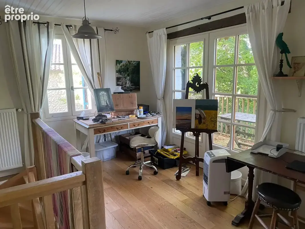 Belle maison en pierre avec piscine, jardin et vue sur la campagne - photo 10