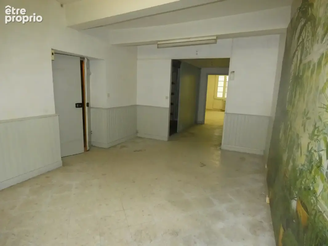 Local à usage de bureaux de 52 m2 - photo 1