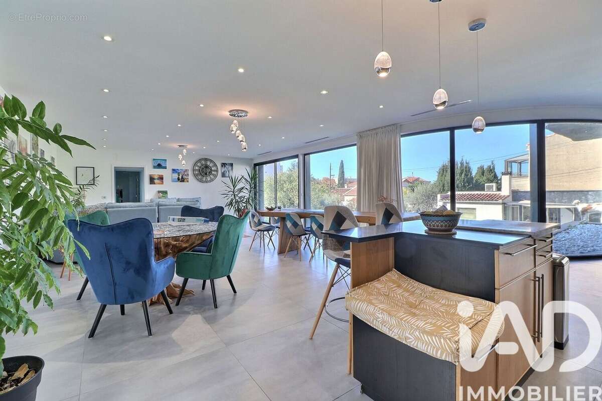 Photo 7 - Maison à MARSEILLE-10E