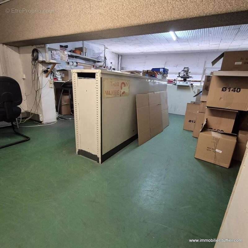 Local commercial - photo 4