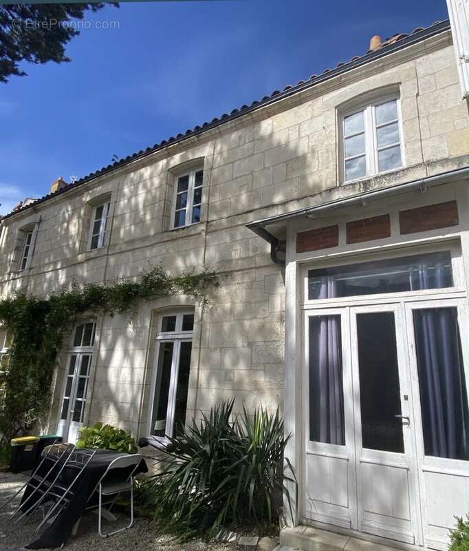 Appartement 33 m² à La Rochelle  - photo 2