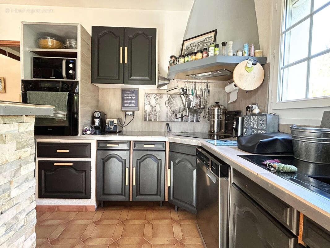 Maison à BAGNOLS-SUR-CEZE