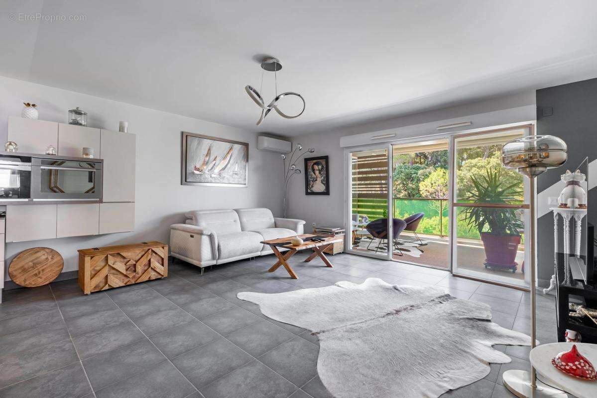 Appartement à SAINT-RAPHAEL