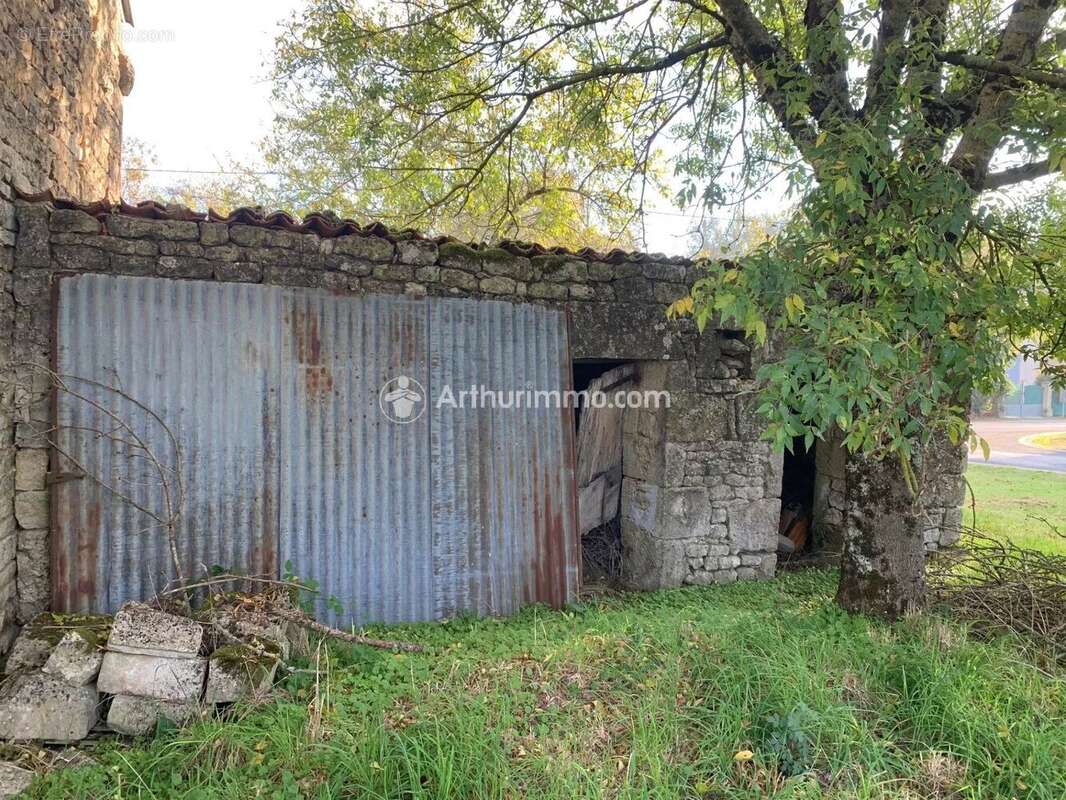 Maison à SAINT-MARTIAL