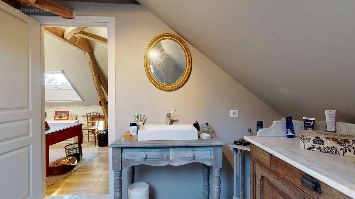 Maisontresbellevue3chambresunbureaupiscineetdepend - Maison à BESSE