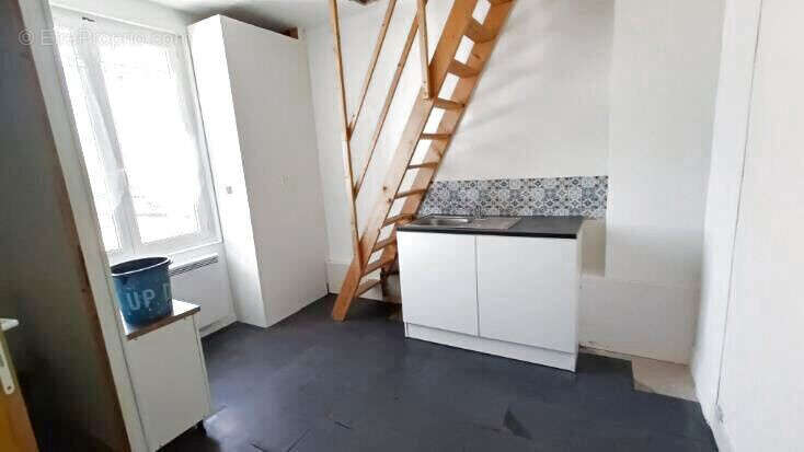 Commerce à BRETTEVILLE