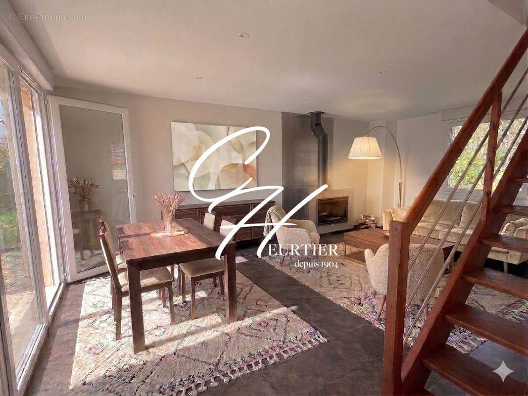 Appartement à SASSENAGE