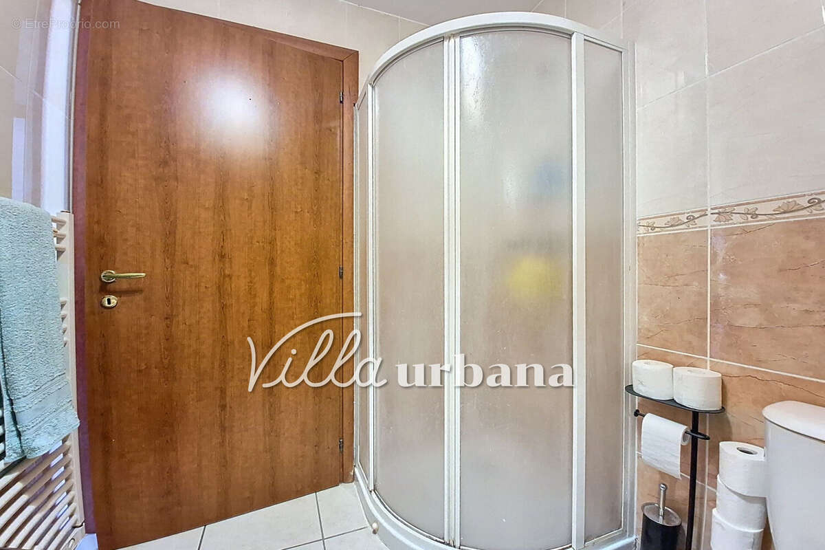 Appartement à ROQUEBRUNE-CAP-MARTIN