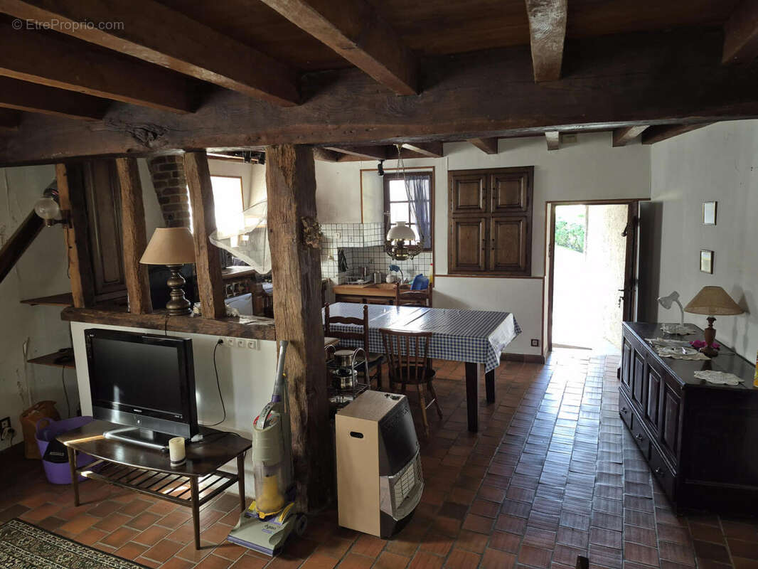 20251125_113106 - Maison à SAINT-MARTIAL-DE-VALETTE