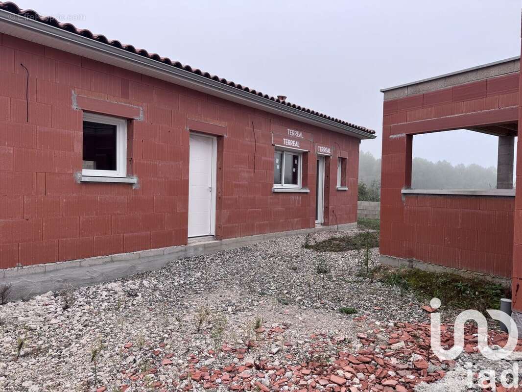 Photo 4 - Maison à MONTBETON