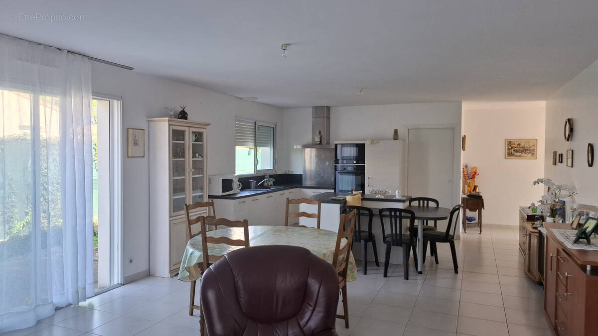 Maison à SAINTE-PAZANNE