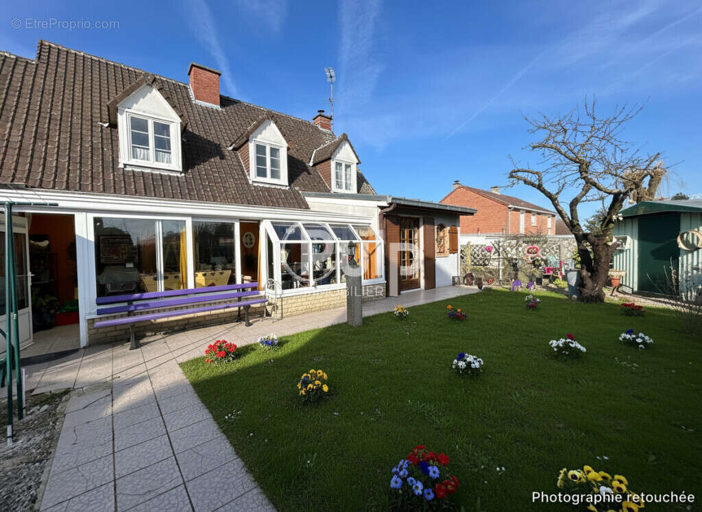 Maison à LA BASSEE